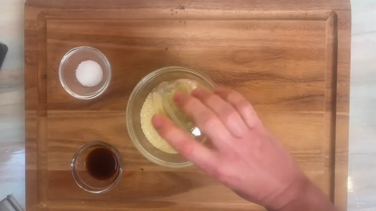 Pulse 3 to 4 times to evenly blend the dry ingredients.